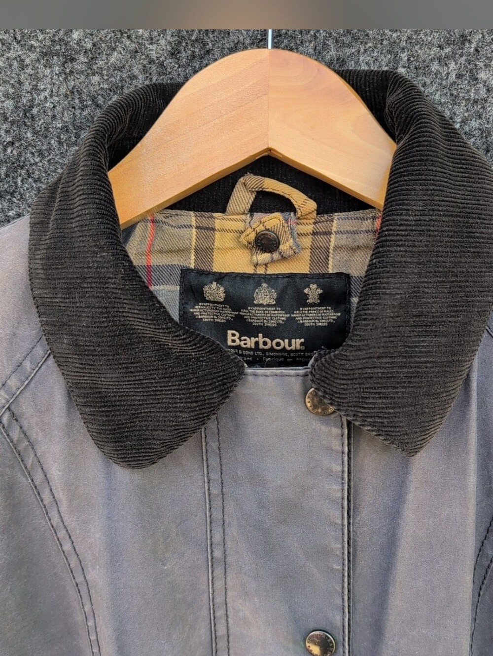 Barbour Beadnell Jacket Size 6 Gray Wax Tartan Plaid Corduroy Collar Faded Work - Picture 2 of 14